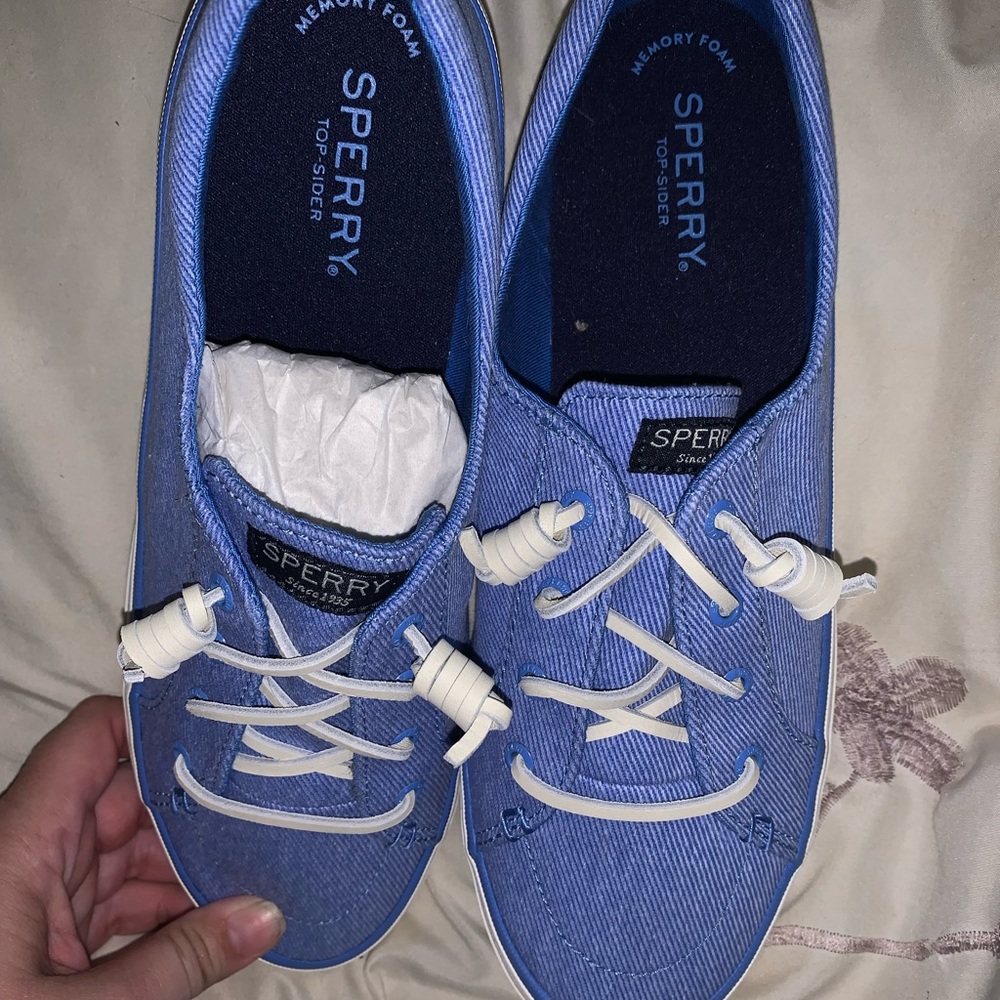 Sperry - Picture 3 of 4